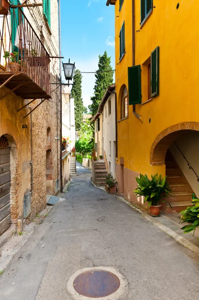 Narrow Street — Stock Photo, Image