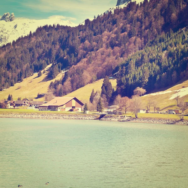 Alpes cobertos de neve — Fotografia de Stock