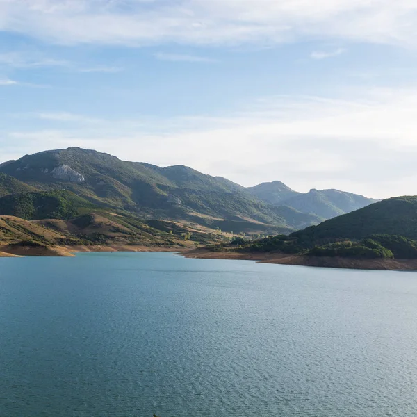 Beautiful Landscape Spain Dramatic View Cantabrian Mountains Artificial Lake — Stock Photo, Image