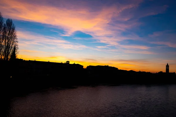 Silhouette Sunset Italian Medieval City Verona River Adige — Stock Photo, Image