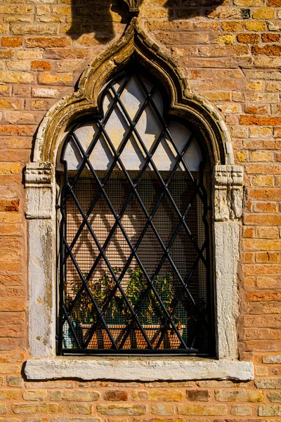 Итальянские Окна Новые Старые Горизонты Красоты Функциональности Производительности — стоковое фото