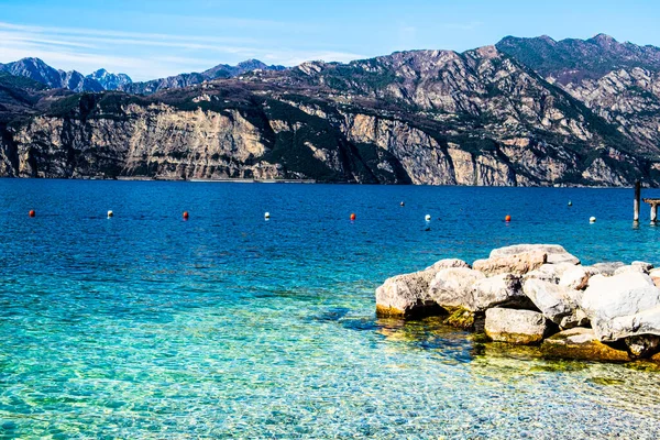 Övergiven Strand Gardasjön Italien Avsaknad Turism — Stockfoto