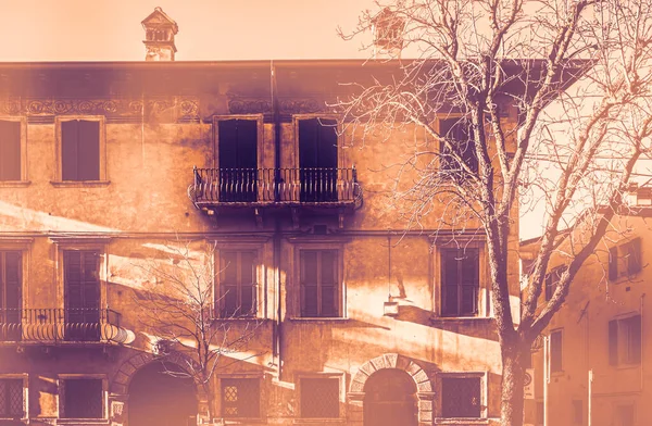 Les Fenêtres Italiennes Sont Des Horizons Nouveaux Anciens Beauté Fonctionnalité — Photo