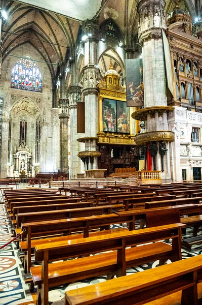Interior Catedral Milão Duomo Milano Grande Igreja Católica Instalações Turísticas — Fotografia de Stock