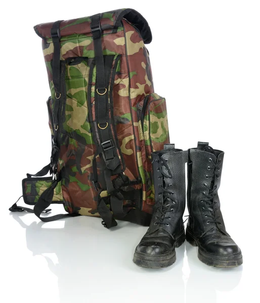 Backpack and hiking boots — Stock Photo, Image
