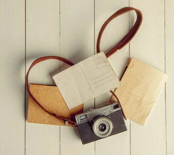 Old Film Retro Camera Several Blank Backgrounds Rough Wooden Table — Stock Photo, Image