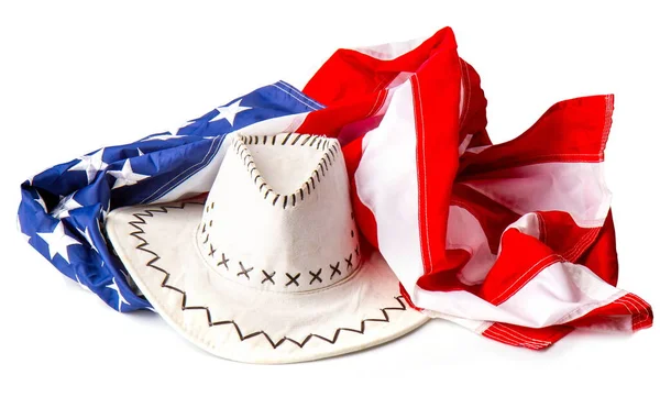 美国国旗背景上的白色经典宽边帽牛仔帽 — 图库照片