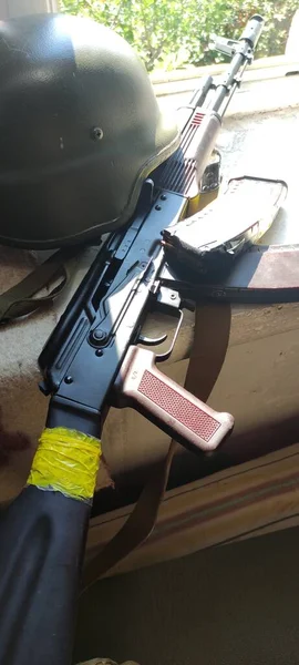 Firing Point Ukrainian Soldier Yellow Identification Mark Window Building Kalashnikov — ストック写真