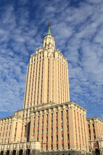 Front budynku radzieckich — Zdjęcie stockowe