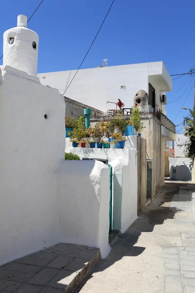 Straat in archangelos dorp — Stockfoto