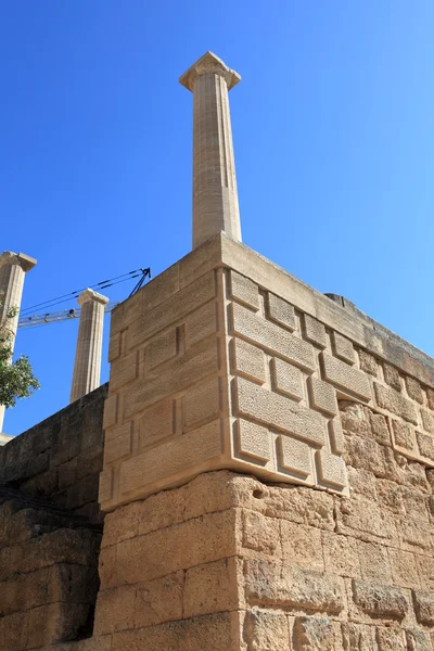 Säule an der Akropolis von Lindos — Stockfoto