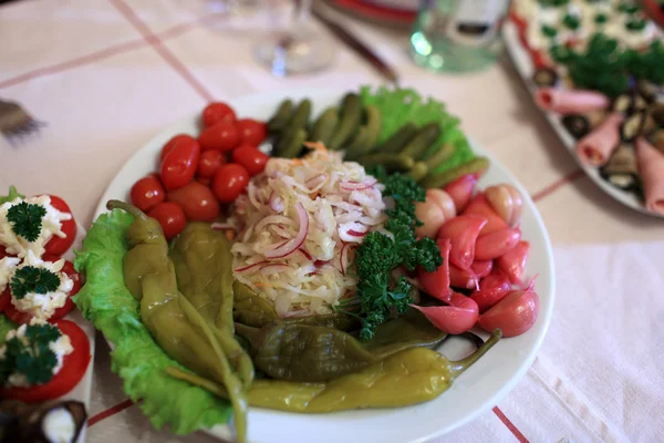 Divers légumes marinés — Photo