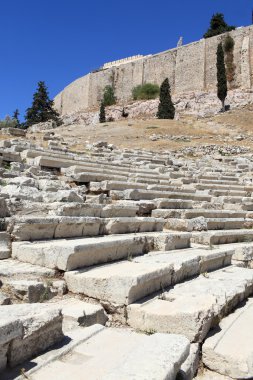 Dionysos Tiyatrosu ve Akropolis koltuk