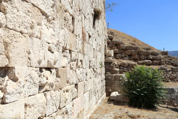 Deel van de muur van de Akropolis van Athene — Stockfoto