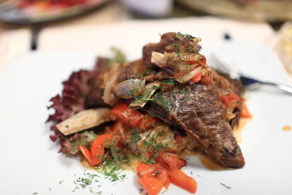 Lamb ribs with vegetables — Stock Photo, Image