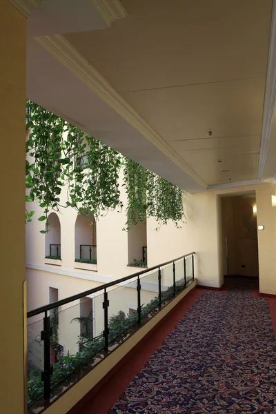 Otelin koridorunda — Stok fotoğraf