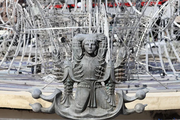 Scultura della vecchia fontana — Foto Stock