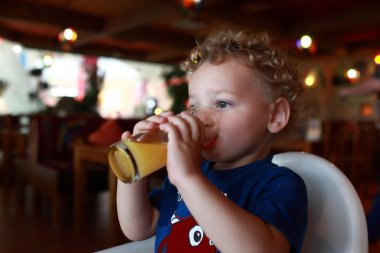 Çocuk İçecek suyu