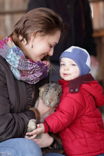 Family with rabbit — Stock Photo, Image