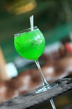 bardak soğuk limonata