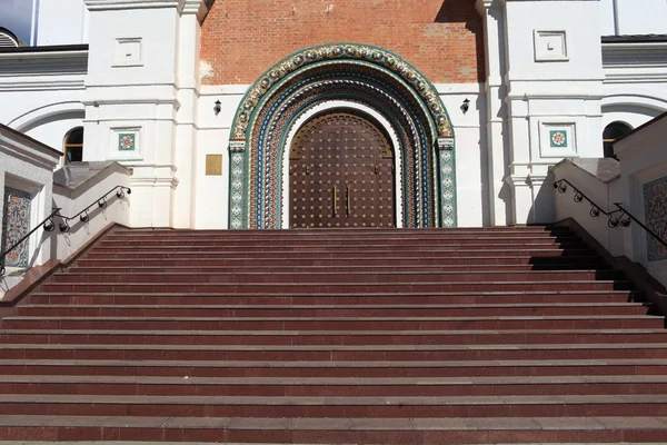 Escadas para a Catedral da Assunção — Fotografia de Stock