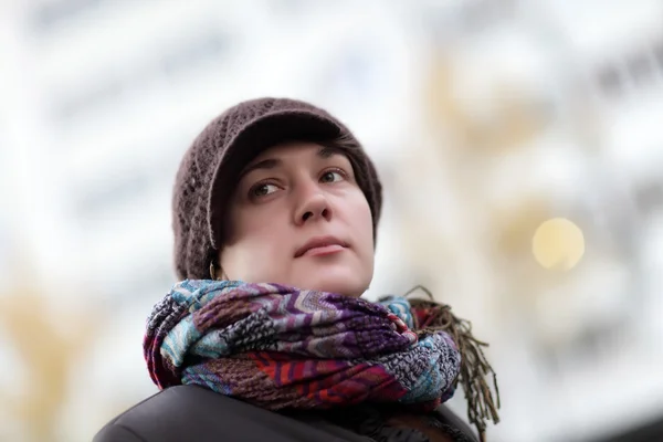 Woman in a knitted cap — Stock Photo, Image