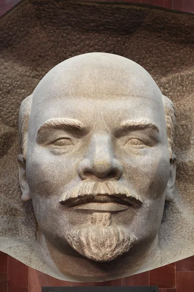 Sculpture of Lenin — Stock Photo, Image