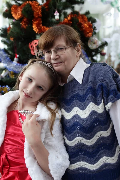 祖母と孫娘の肖像 — ストック写真