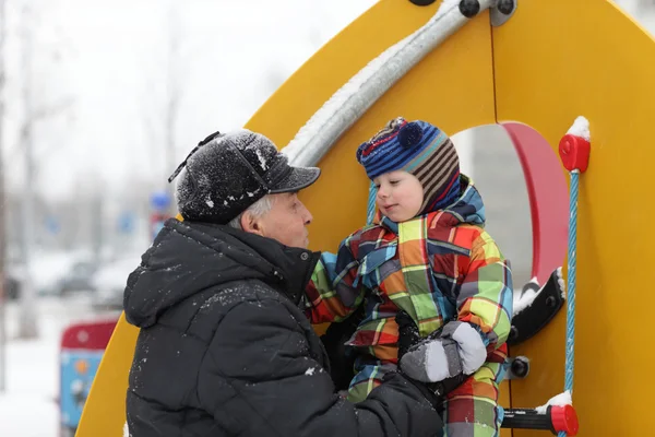 Nonno con nipote — Foto Stock