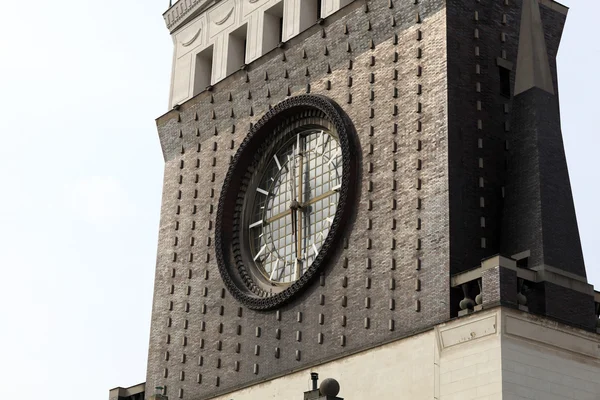Uhr Turm der Herz-Jesu-Kirche — Stockfoto