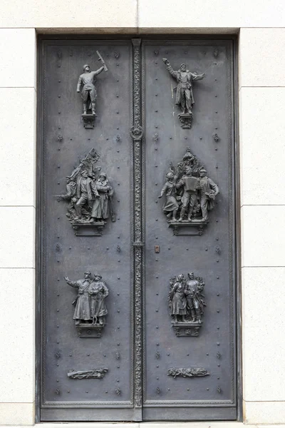 Metallic door — Stock Photo, Image