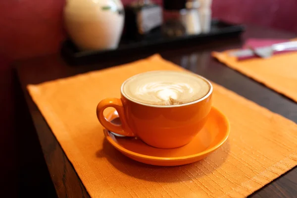 Tasse Cappuccino — Stockfoto