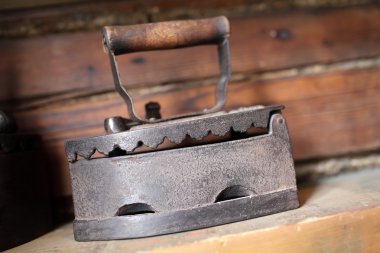 antika dökme demir kömür düz