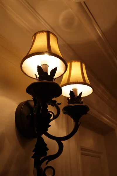 Świecące Lampa ścienna — Zdjęcie stockowe