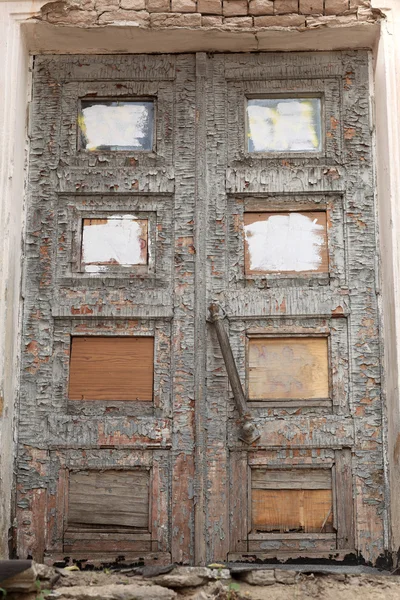 Details van oude geruïneerd deur — Stockfoto