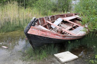 Karelia 'daki eski ahşap tekne manzarası