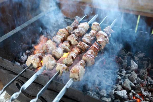 Vue Cuisson Viande Porc Sur Brochettes — Photo