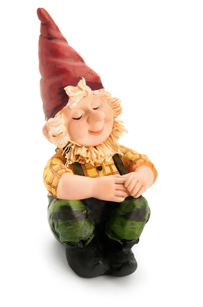 Сидящий Gnome изолирован с обрезкой пути — стоковое фото