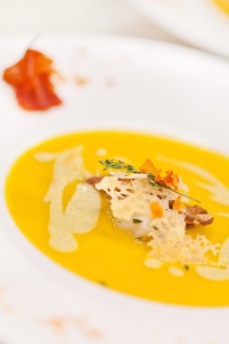 Balkabağı çorbası.