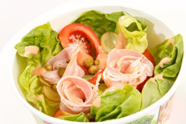 kutusunda salata