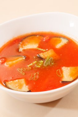 domates çorbası-sebzeli