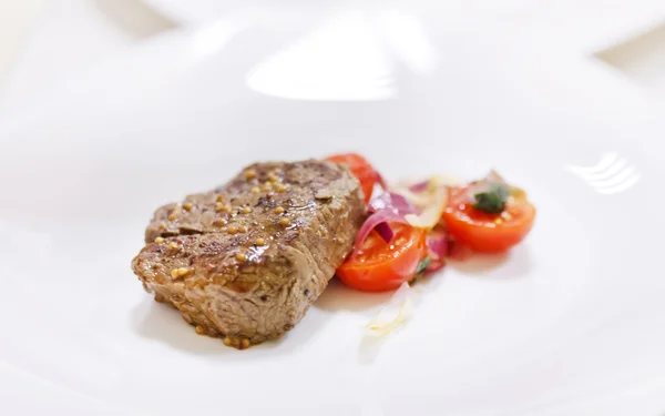Steak aux légumes — Photo