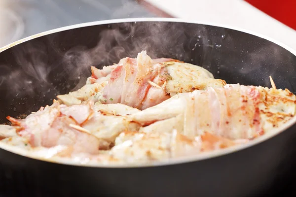 Fried meat — Stock Photo, Image