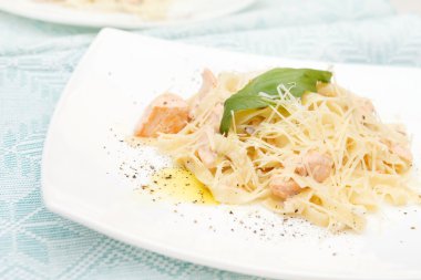 somon ile lezzetli makarna