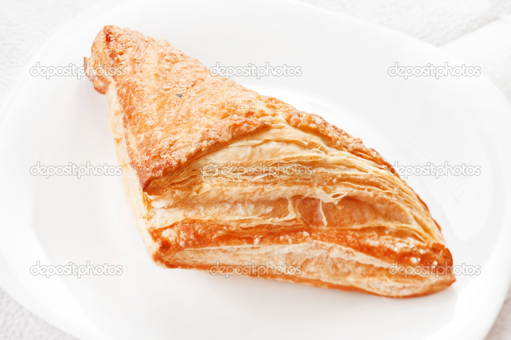 Apple puff pastry