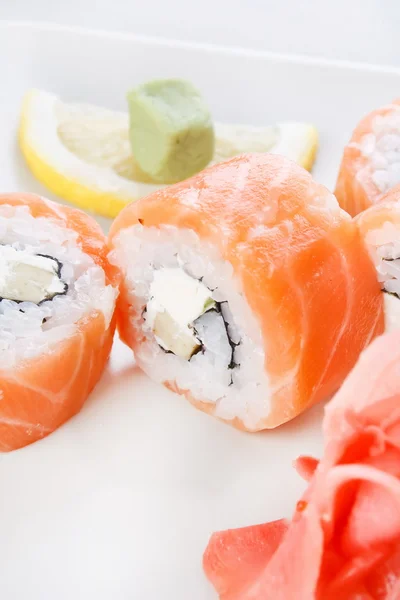 Sushi na talíři — Stock fotografie