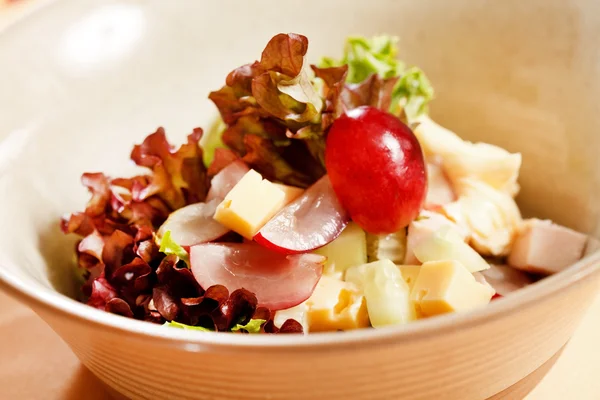 Insalata con uva — Foto Stock