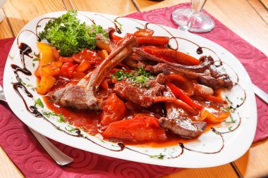 sebzeli ızgara kaburga