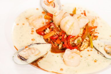 Deniz ürünleri tabağı