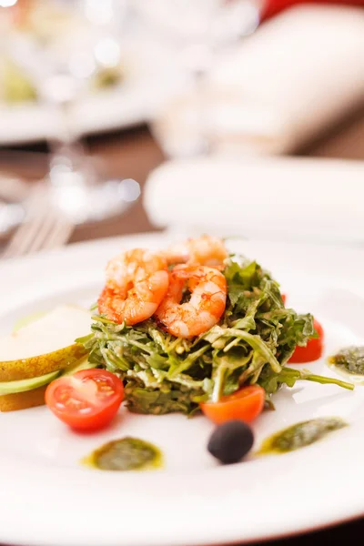 Salada com arugula — Fotografia de Stock